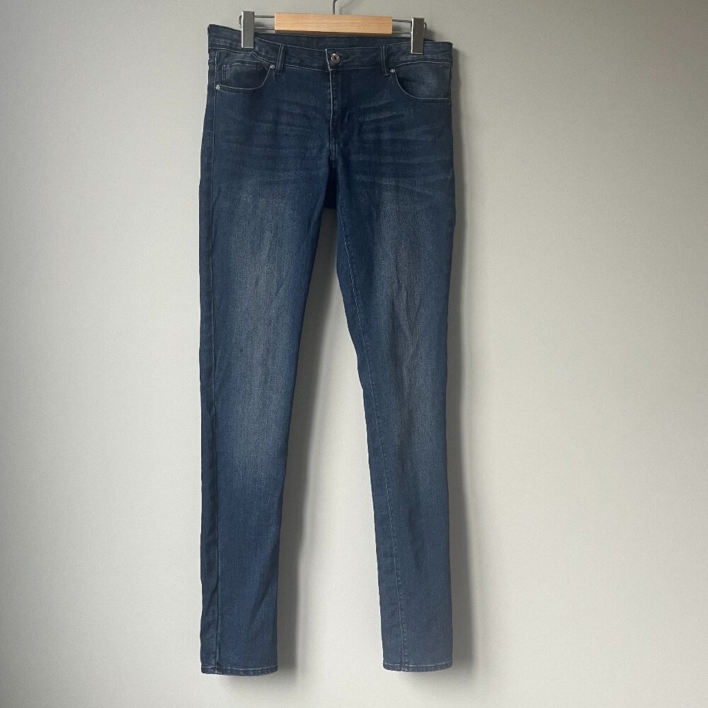 H&M high waisted skinny jeans in Blue size 12